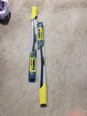 Rain-X B 28 Expert Fit Windshield Wiper Blades - Black